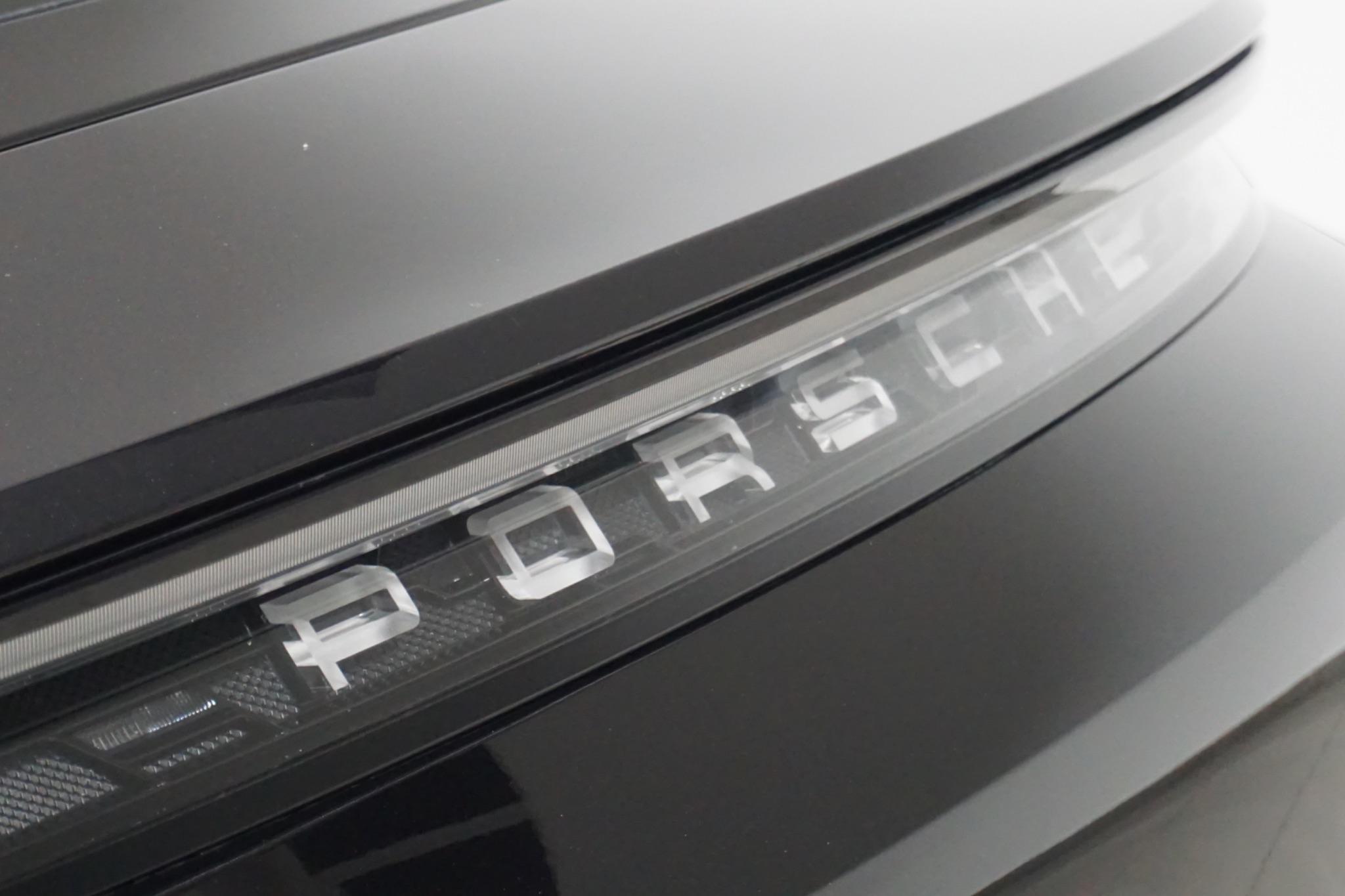 Porsche Taycan Performance Plus 93.4kWh 4S Auto 4WD 4dr (11kW Charger)